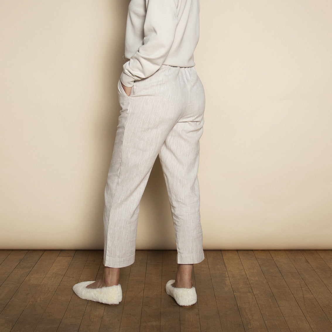 Oat Women's Capri Trousers