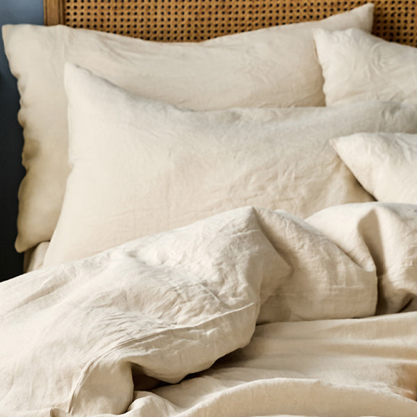 Pillows Stay Put