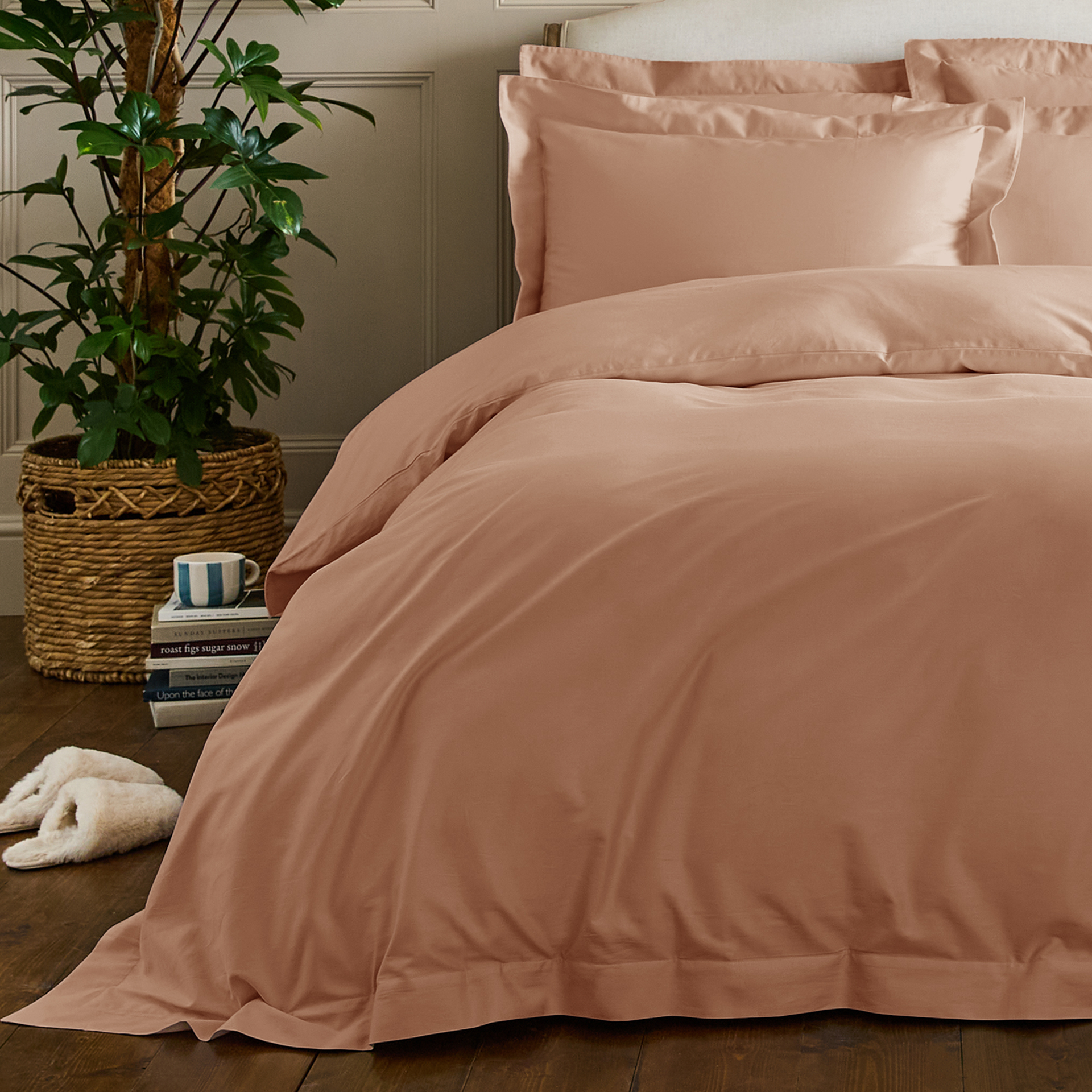 edged_20duvet_20cover_20-_20clay_20pink_20-_20hero.png