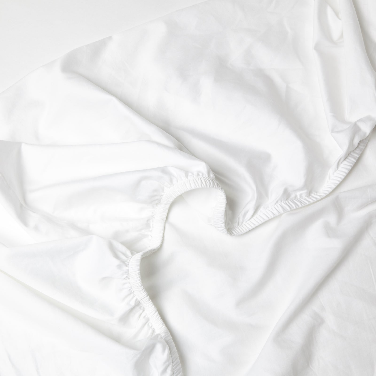 Full outlet fitted sheet